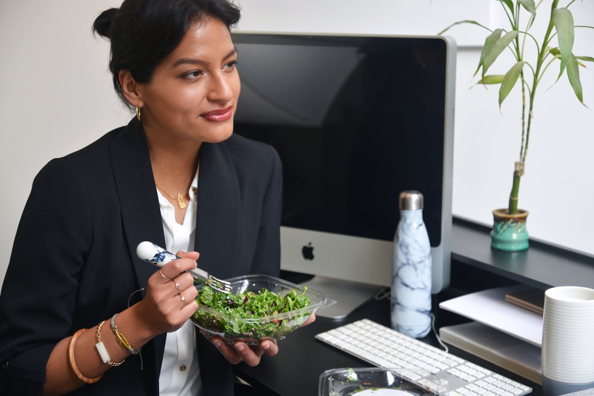 Professional nutrition coach consulting with a client
